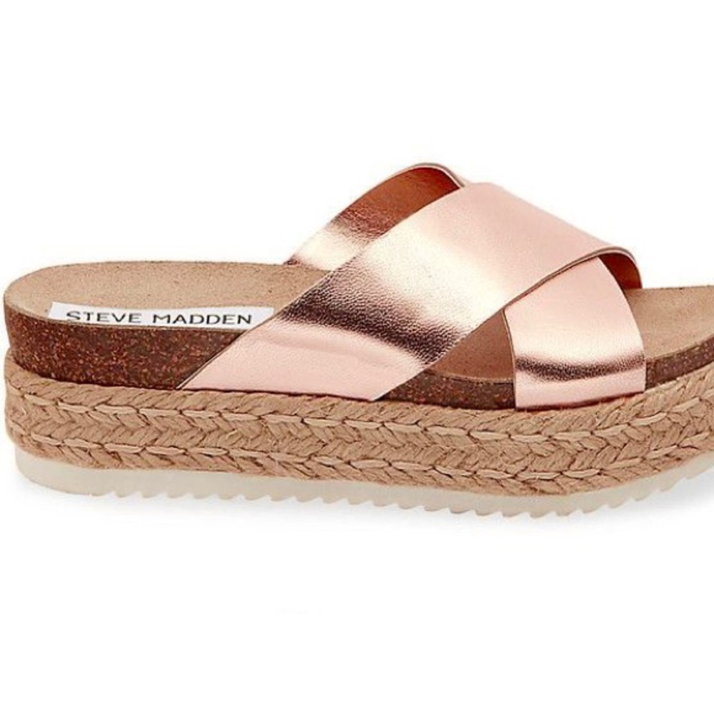Steve Madden Hassie platform sandal. Gold size 5